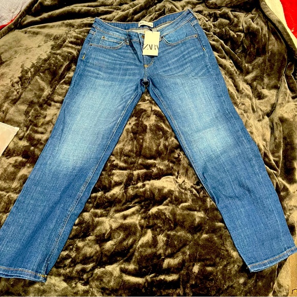 NWT Zara The Low Rise Cropped in Indigo size 10 - Picture 1 of 6